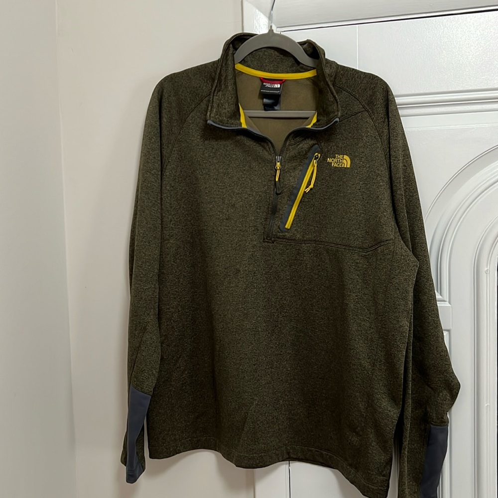 Men’s TNF quarter zip